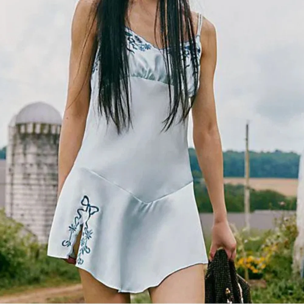 🚩NwTs-$90 FREE PEOPLE Morning Kiss Slip Dress M *Gorgeous Embroidered Dress